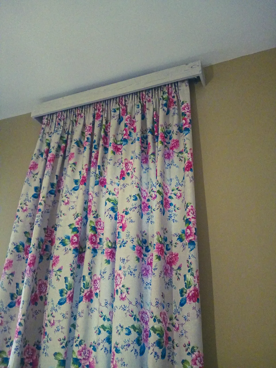 Μεταλλικές Περσίδες – Στοράκια3